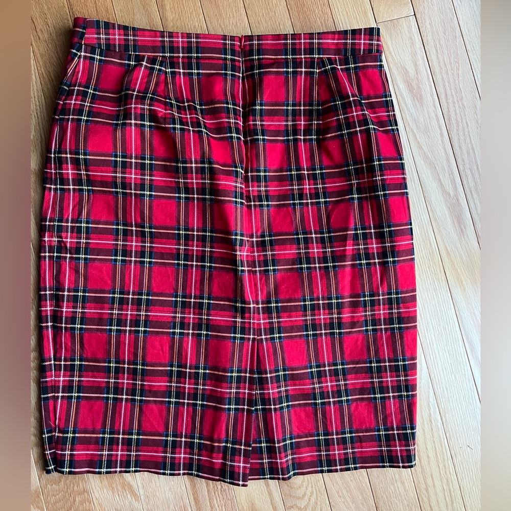 J. Crew Tartan Plaid Pencil Skirt - Picture 2 of 7